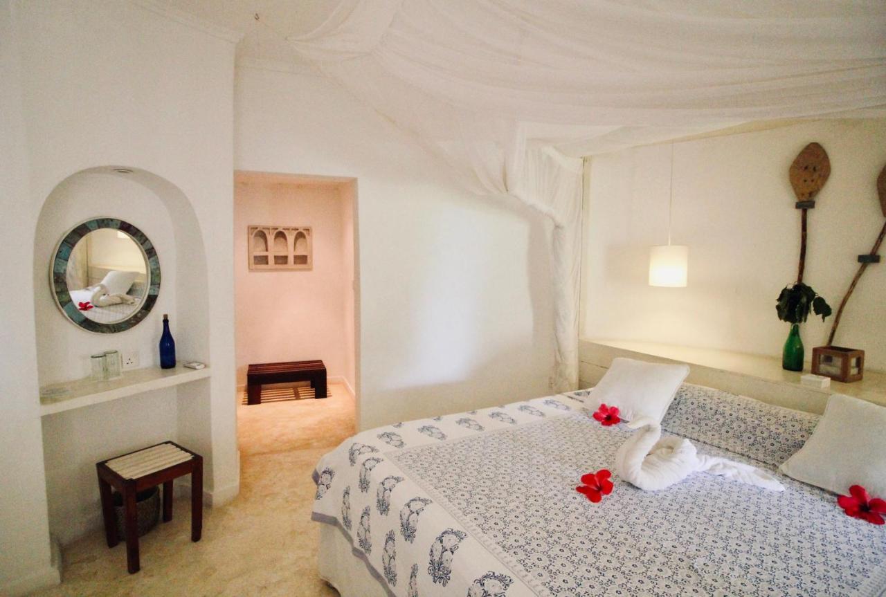 Ocean Sports Resort Watamu Exteriör bild