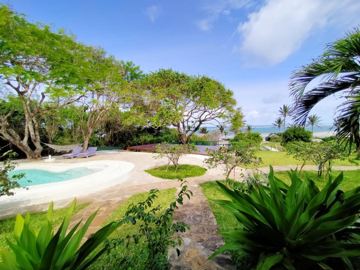 Ocean Sports Resort Watamu Exteriör bild