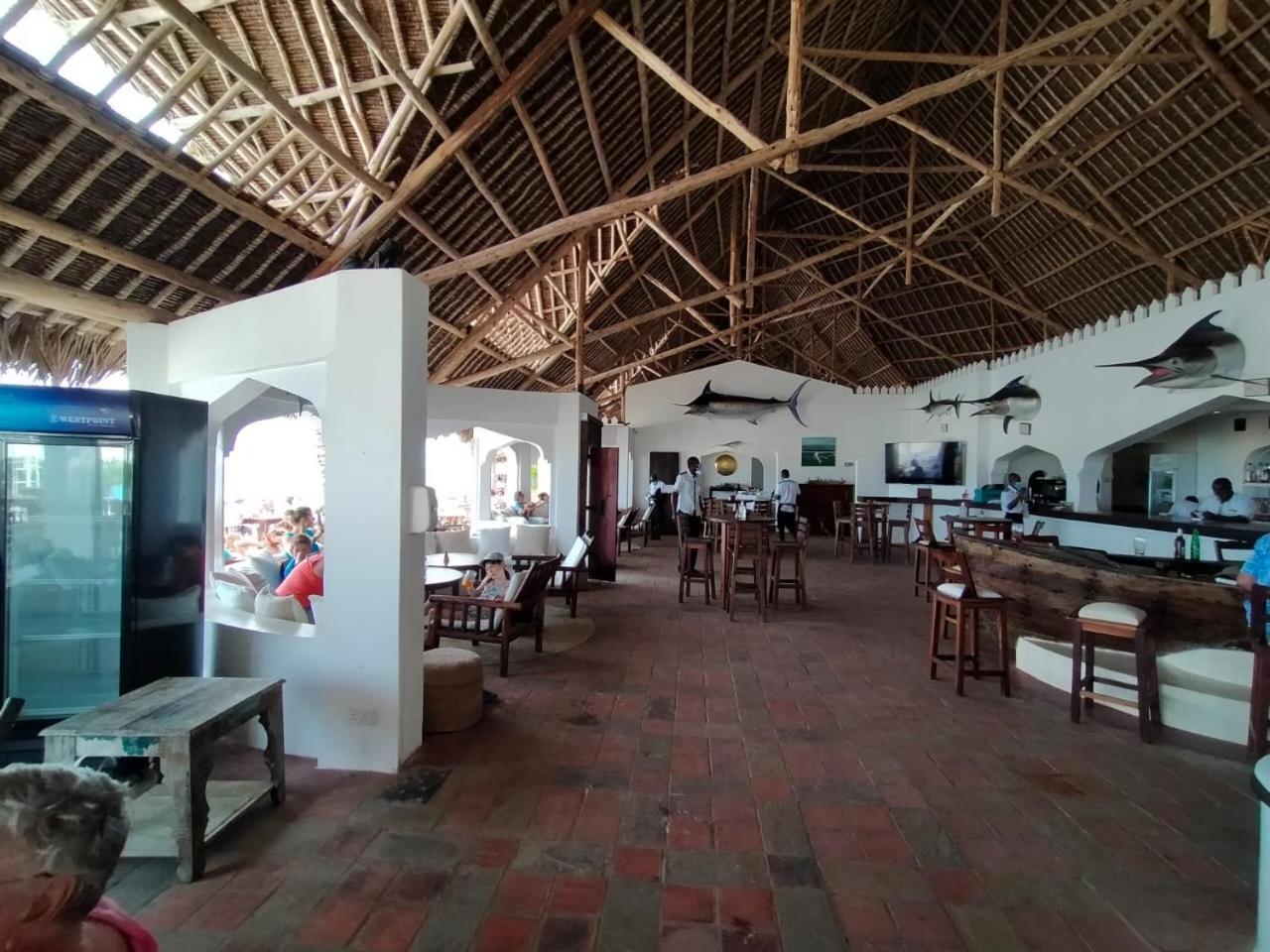 Ocean Sports Resort Watamu Exteriör bild