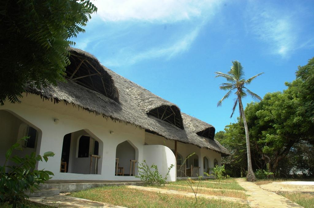 Ocean Sports Resort Watamu Exteriör bild