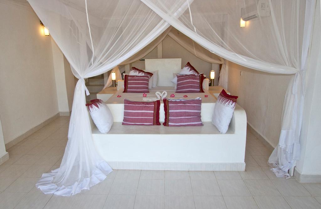 Ocean Sports Resort Watamu Rum bild